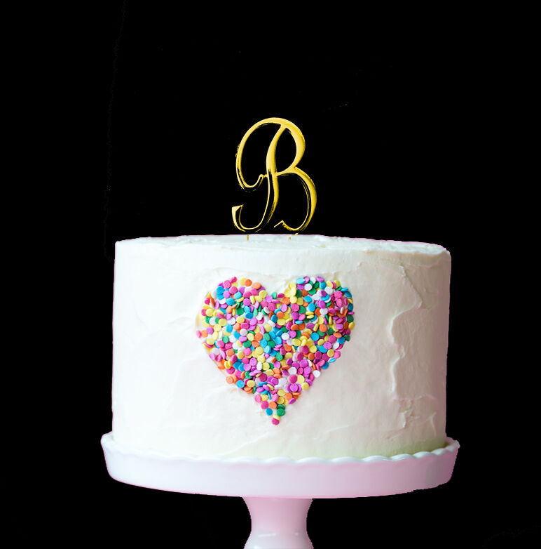 GOLD CAKE TOPPER LETTER - B | The Famous Arthur Daley's